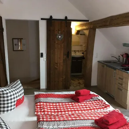 Ein-zimmer-appartement Dipperz